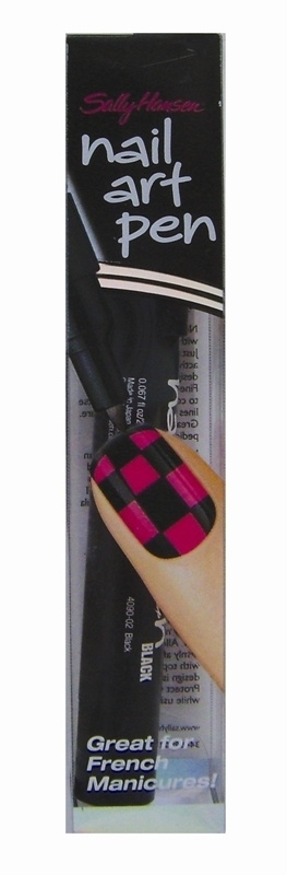 Alicate, lixa de unha, acetona e… canetinha?