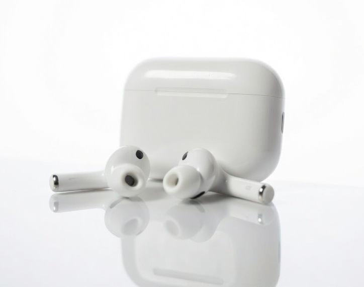 Apple AirPods Pro com estojo MagSafe USB-C