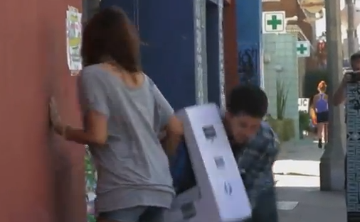 Não deixe o seu iMac cair