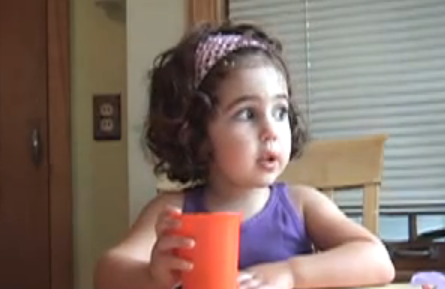 O que uma menina de 3 anos pensa sobre Star Wars?